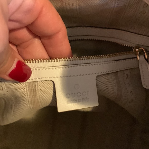 Authentic White Gucci Diamanté bucket bag - Picture 9 of 13